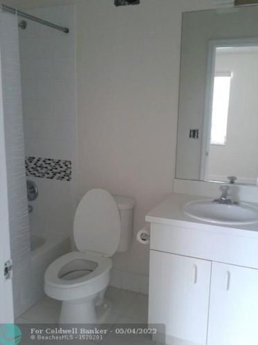 745 122nd Ave, Hollywood FL  exterior