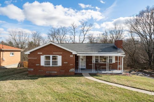 679 Meadow Ln, Covington, KY 41015-2005