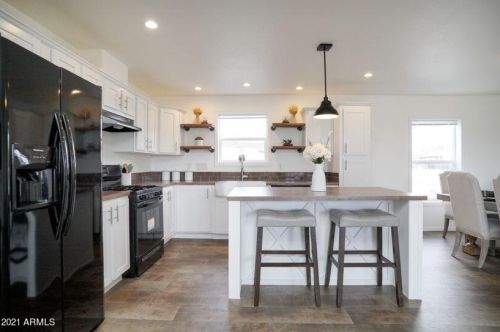20402 Tip Top Mine Rd, Wittmann, AZ 85361-9765
