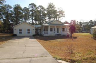 279 Mcdaniels Fishcamp Rd, Freeport, FL 32439-5215