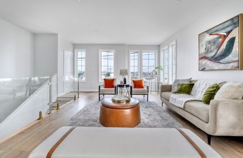 439 Chelsea St, Boston MA exterior