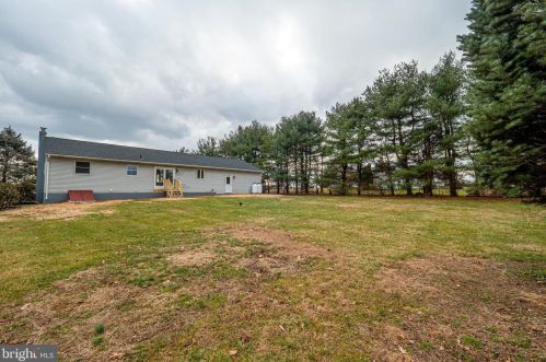 9 Steinmetz Rd, Collegeville PA  19473-1421 exterior