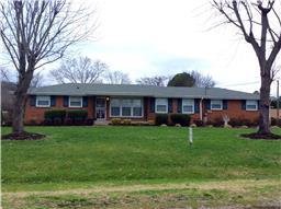 6137 Beals Ln, Nashville, TN 37218-1521