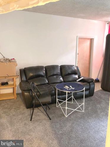 941 Mckean St, Philadelphia PA 19145-3034 exterior