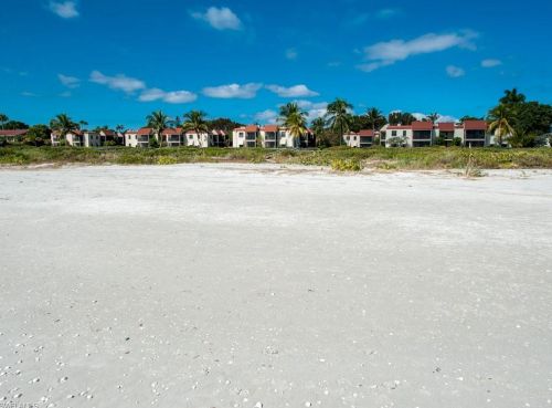 845 Gulf Dr, Sanibel FL  33957-7096 exterior