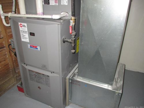 1190 Slater Rd, New Britain CT  06053-1613 exterior