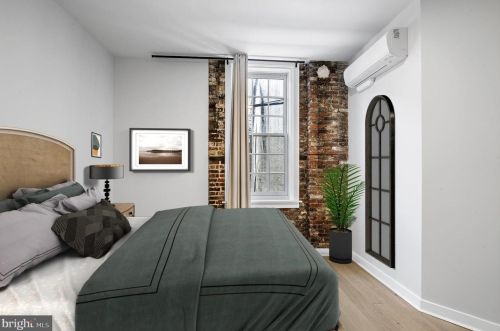 257 3rd St, Philadelphia, PA 19106-1209