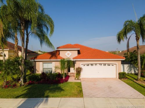 500 166th Ave, Hollywood, FL 33028-1404