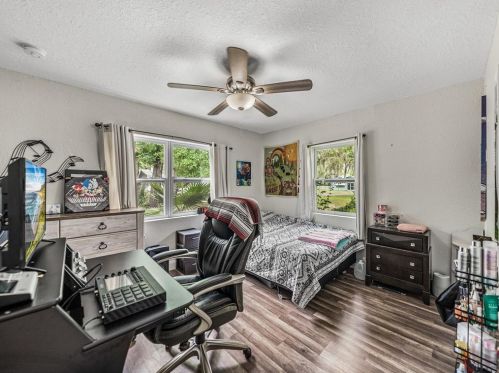 1627 Holly Rd, Lakeland FL  33801-2210 exterior