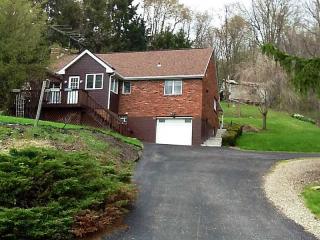 419 Coleman Rd, Mc Donald, PA 15057-2827