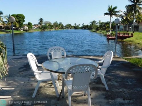 2200 120th Ter, Hollywood, FL 33026-1950