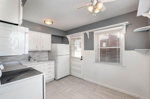 9 Sweetbriar Ave, Florence KY  41042-1614 exterior