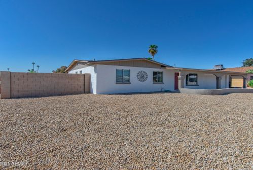 4725 Bloomfield Rd, Glendale, AZ 85304-2219