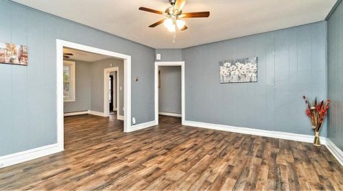 407 Walnut St, Catasauqua PA  18032-1704 exterior