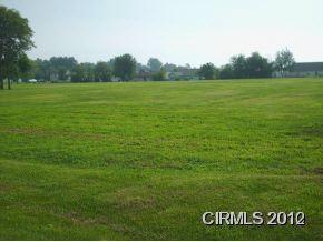 322 Maple St, Greentown, IN 46936-0013