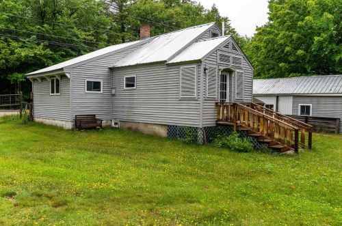 819 Eaton Rd, Conway NH  03818-6113 exterior