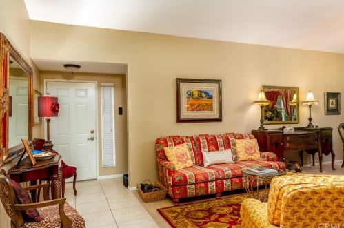 42371 Cosmic Dr, Temecula CA 92592-3282 exterior