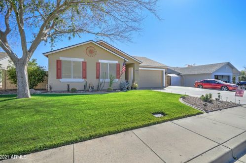 6223 Ivyglen St, Mesa, AZ 85205-3655