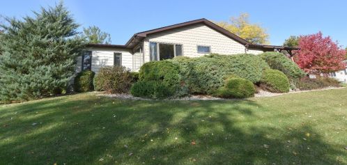 606 Savoy Pl, Valpo, IN 46383-2022