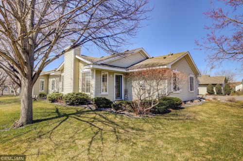 8542 Telford Ln, Minneapolis, MN 55443-3744