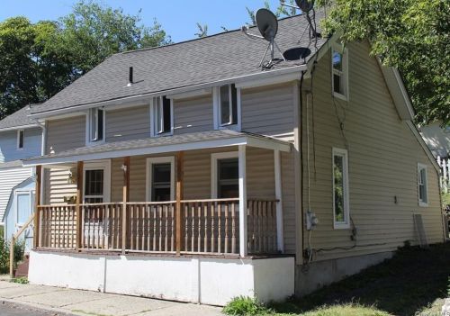 21 Center St, Highland Falls, NY 10928-1807