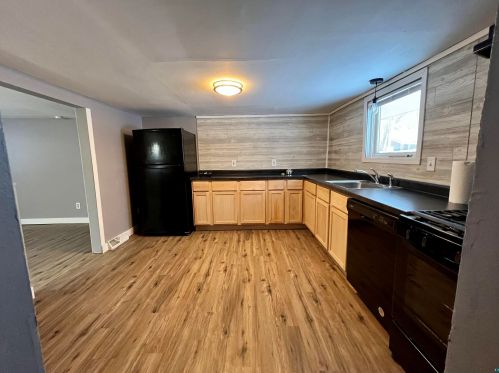 1601 Doddridge Ave, Scanlon MN  55720-2429 exterior