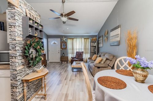 3229 Seven Springs Blvd, New Port Richey FL  34655-3351 exterior