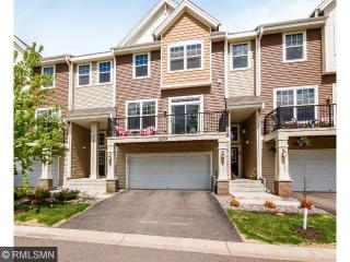 11906 Emery Village Dr, Champlin MN  55316-2491 exterior