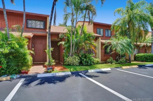 450 14th St, Dania Beach, FL 33004-4634