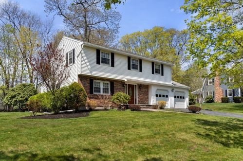 18 Neal Rd, Danvers, MA 01923-1613