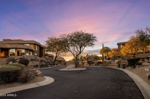 10222 Southwind Ln, Scottsdale, AZ 85262-3663
