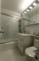 333 34th St, New York NY  10001-2417 exterior