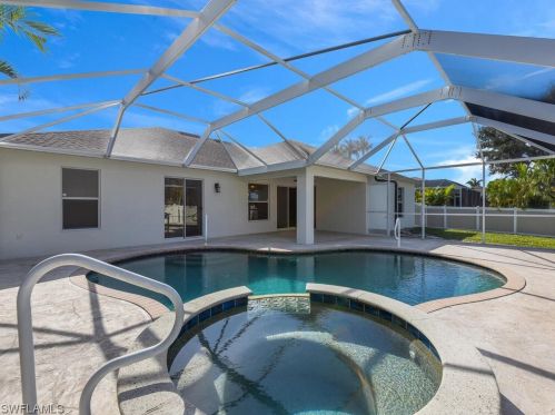 1827 46th Ter, Cape Coral, FL 33914-6271