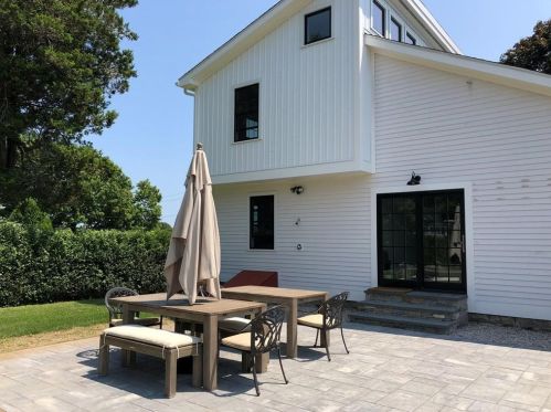 171 Boon St, South Kingstown RI  02882-3744 exterior