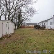 42 Broadway, Babylon NY  11704-5408 exterior