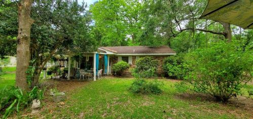 2653 Green Acres Rd, Silsbee, TX 77656-8072