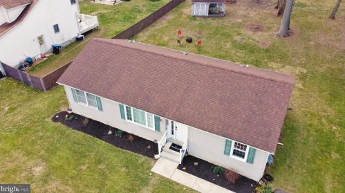 215 Ryans Run, Boothwyn PA  19060-2451 exterior