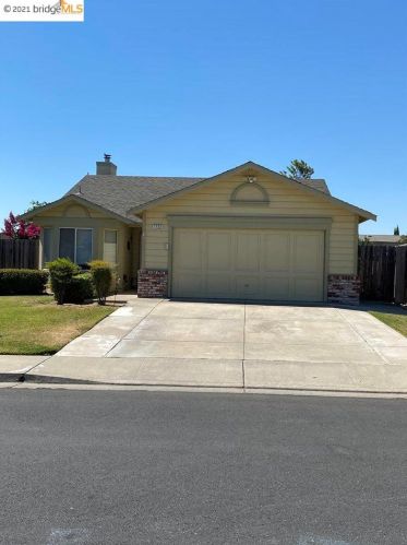 1755 Fairhaven Ct, Oakley, CA 94561-3069