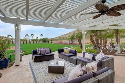 5391 Evening Sky Dr, Simi Valley CA  93063-5744 exterior