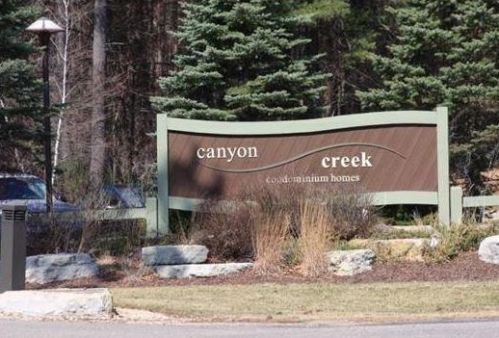 407 Clara Ave, Wisconsin Dells, WI 53965-8596