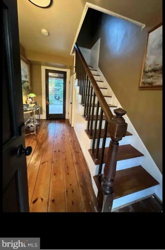 914 Hanover St, Fredericksburg VA  22401-5610 exterior