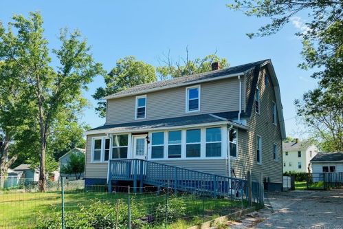 33 Everett St, Norwich, CT 06360-7248