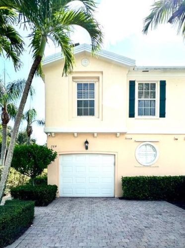 264 Fortuna Dr, West Palm Beach, FL 33410-4310