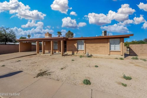 7931 John Paul Jones Ave, Tucson, AZ 85741-1548