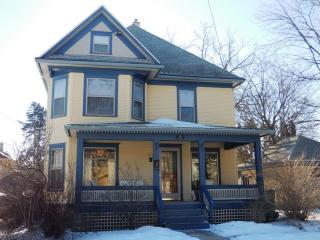 209 Randolph St, Edgerton WI  53534-1408 exterior