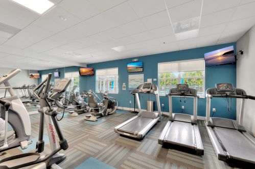 10549 Royal Caribbean Cir, Boynton Beach FL  33437-4285 exterior