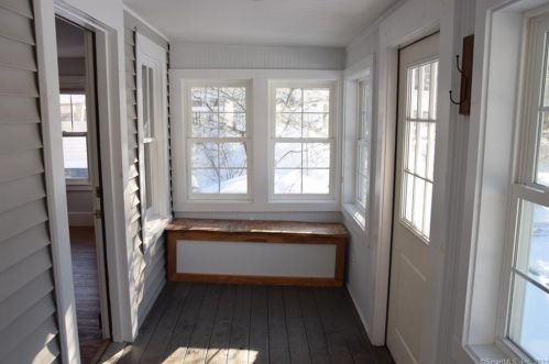 41 Main St, Salisbury, CT 06068-1804