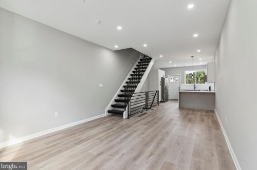 2529 Mascher St, Philadelphia PA  19133-3823 exterior