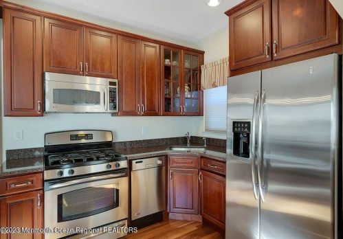 419 13th Ave, Belmar NJ  07719-2431 exterior