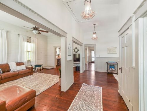 1509 Mechanic St, Galveston TX 77550-2531 exterior